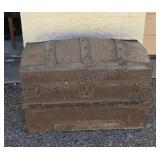 Antique humpback steamer trunk.   23x33x18.
