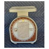 Vintage Pelouze Monarch postal scale. Model Y-25