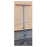 Manuel ice auger. 5ins.