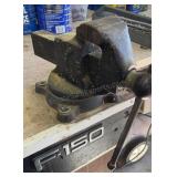 Rock Island Bench Vise Buyer Must Remove
