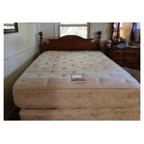 Queen Size Bed *