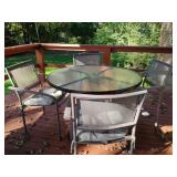 Outdoor Round Table w/4 Chairs 28x45