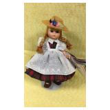 Madame Alexander 8" miniature showcase Ana