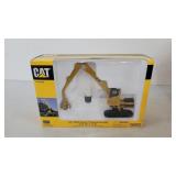 Norscott Cat 345B series II material handler