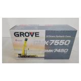 Grove GMK 7550 die-cast crane model