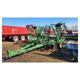 John Deere 960 field cultivator