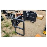 Wolverine quick attach bale hugger