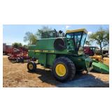 John Deere 4420 combine
