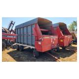 Gehl 970 front unload forage wagon