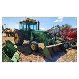 John Deere 4320