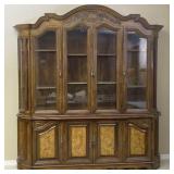 Lighted Curved Glass China Storage Display Cabinet