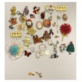Pins And Brooches, Holiday & Animal Pins