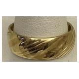 14K Yellow Gold Fluted Scroll Design Wedding Band