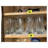 Tall drinking glasses (13)