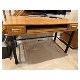 Desk, no contents included