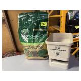 Hand seeder, Scotts patch & repair seed