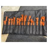 Trim removal tool set