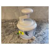 Rotary food chopper