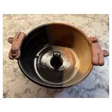 Pottery baking dish
