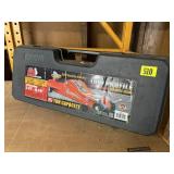 2 1/2 ton hydraulic floor jack