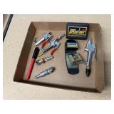 Air chucks, nozzle, screw extractor