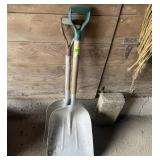 Grain shovels