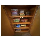 Home Decor, Games and Puzzles