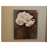 Floral wall decor