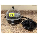 Electric egg cooker