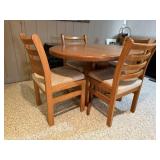 Dining table, dining chairs (4)