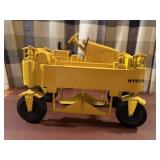 Drudge Hyster toy straddle lumber hauler