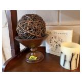 Decor lot, candle, wild flower book