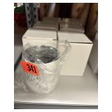 6 bride cups with lids