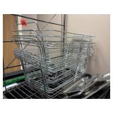 10 - Aluminum pans holder