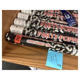 Basket of party poppers (14)