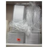 Plastic food containers with lids