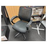 Rolling office chair