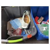 Tubs & boxes baskets, bubble wrap, etc