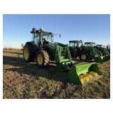 2020 John Deere 5125R Tractor w/ Loader