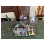 MIrror, crystals, glassware