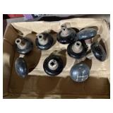 Door, sterring knobs