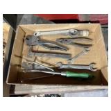 Hand tools, hammer, wrench, cleaver