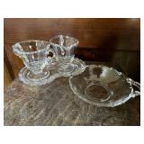 Glass cream & sugar, dish