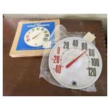 Outdoor thermometer