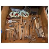 Vintage kitchen utensils, coasters