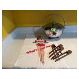 Electric cooker, towel, tongs