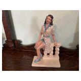 Pin Up statue