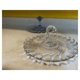 Serving platters (2)