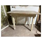 Farmhouse distressed table