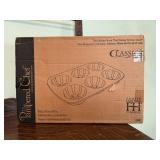 Pampered Chef stoneware mini bundt cake pan